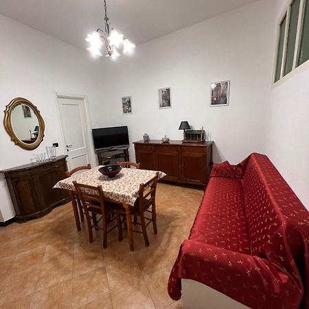 Апартаменти La Casa Di Franci Леванто Екстер'єр фото